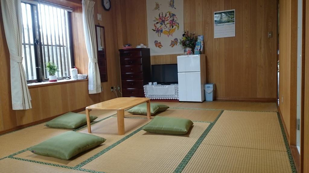 Minshuku Shizu Hotel Onna Buitenkant foto